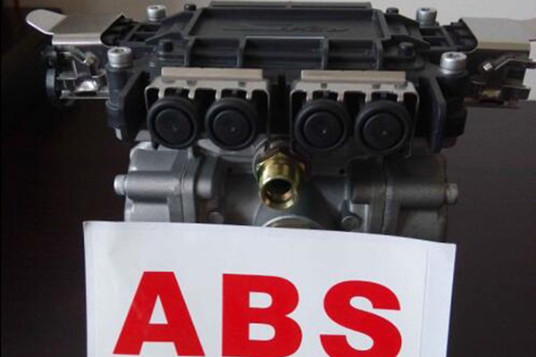 西合掛車(chē)abs